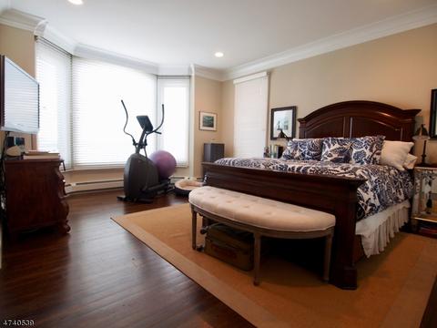 648 Undercliff Ave, Edgewater, NJ 07020 photo 13
