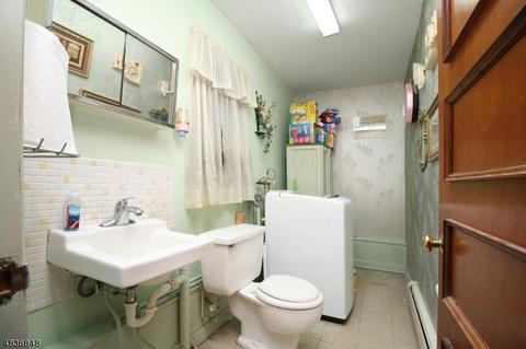 35 6th St, Dover, NJ 07801 photo 16