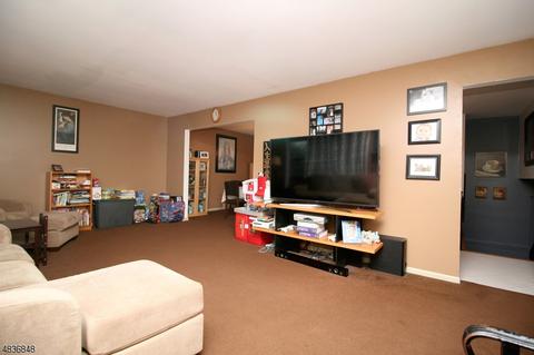 35 6th St, Dover, NJ 07801 photo 5