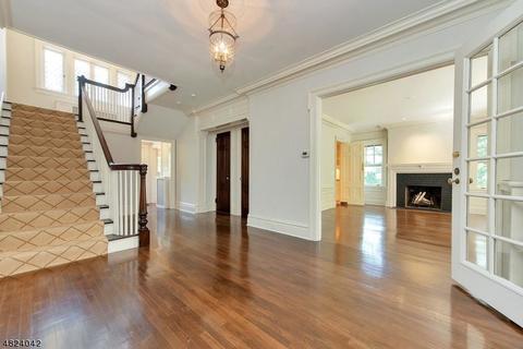 56 Whittredge Rd, Summit, NJ 07901 photo 2