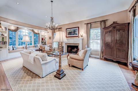 83 Tanglewood Dr, Summit, NJ 07901 photo 4