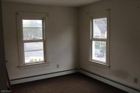 1016 W 3rd St, Plainfield, NJ 07060 photo 9