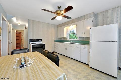 154 Algonquin Trl, Wayne, NJ 07470 photo 7
