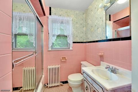 154 Algonquin Trl, Wayne, NJ 07470 photo 10