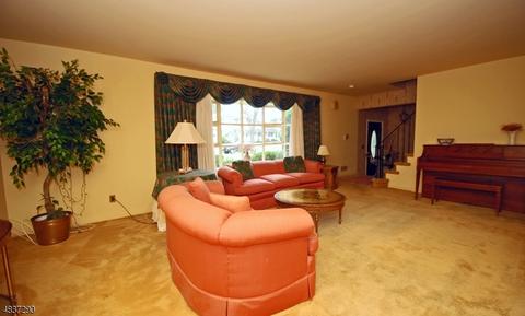 75 Rande Dr, Wayne, NJ 07470 photo 14