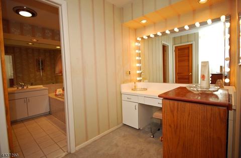 75 Rande Dr, Wayne, NJ 07470 photo 17