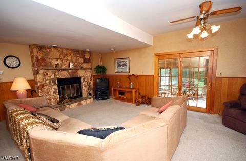 75 Rande Dr, Wayne, NJ 07470 photo 3