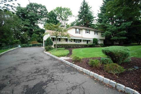 75 Rande Dr, Wayne, NJ 07470 photo 2
