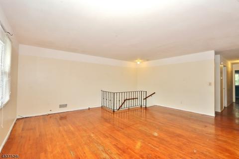 45 Wolf Pl, Hillside, NJ 07205 photo 2