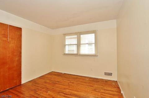 45 Wolf Pl, Hillside, NJ 07205 photo 19