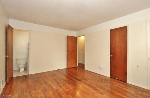 45 Wolf Pl, Hillside, NJ 07205 photo 13