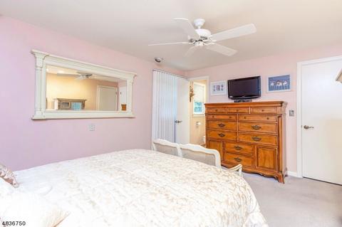 122 Baldwin Ter, Wayne, NJ 07470 photo 12