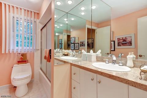 122 Baldwin Ter, Wayne, NJ 07470 photo 14