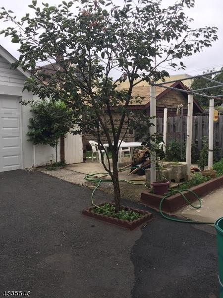 215 Devon St, Kearny, NJ 07032 photo 6
