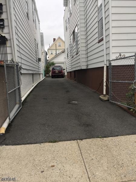 215 Devon St, Kearny, NJ 07032 photo 4