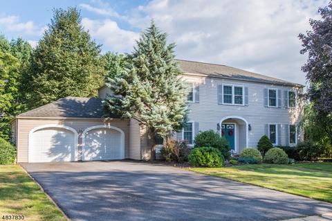 15 Monterey Dr, Wayne, NJ 07470 photo 1