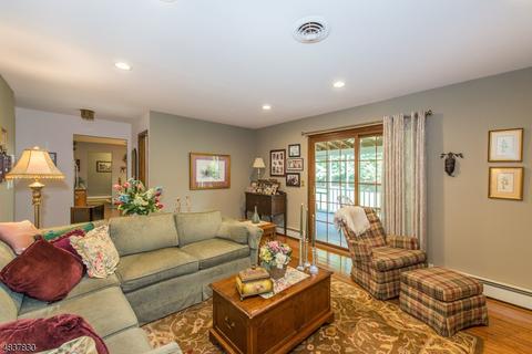 15 Monterey Dr, Wayne, NJ 07470 photo 10