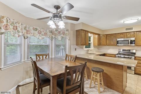 4 Winding Way, Wayne, NJ 07470 photo 16