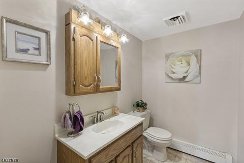 4 Winding Way, Wayne, NJ 07470 photo 12