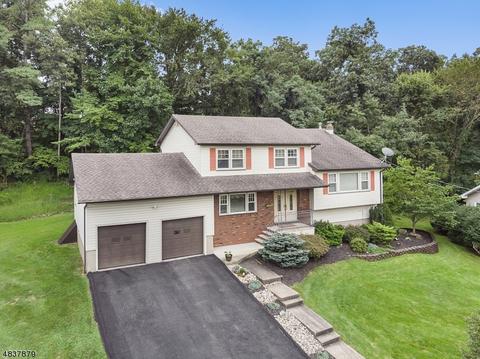 4 Winding Way, Wayne, NJ 07470 photo 1