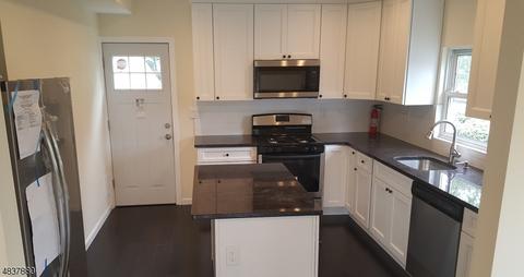 361 Railroad Ave, Hackensack, NJ 07601 photo 6