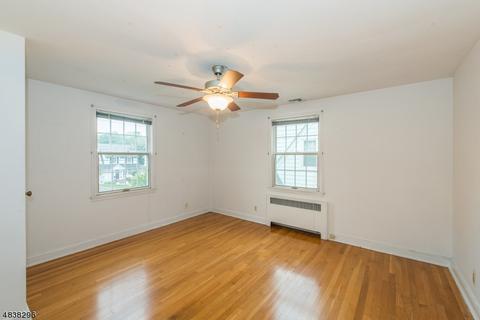 37 Parkview Dr, Millburn, NJ 07041 photo 21