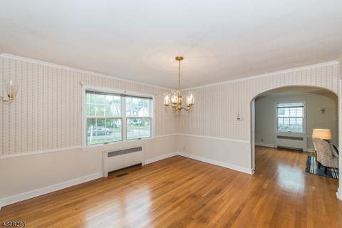 37 Parkview Dr, Millburn, NJ 07041 photo 7