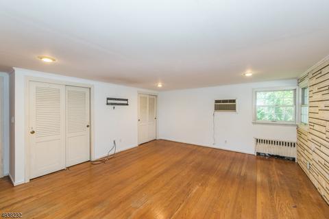 103 Mac Donald Dr, Wayne, NJ 07470 photo 9