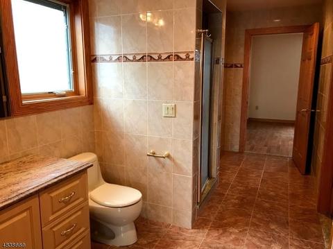 6 Claire Ct, Wayne, NJ 07470 photo 14