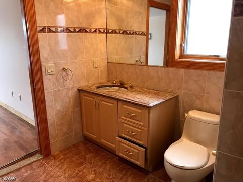 6 Claire Ct, Wayne, NJ 07470 photo 13