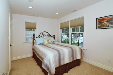57 Coldevin Rd, Clark, NJ 07066 photo 16