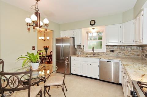 18 Morris Ct, Summit, NJ 07901 photo 4