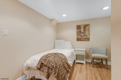 166 Myrtle Ave, Millburn, NJ 07041 photo 22
