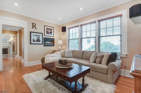 166 Myrtle Ave, Millburn, NJ 07041 photo 10