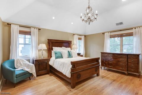 166 Myrtle Ave, Millburn, NJ 07041 photo 12