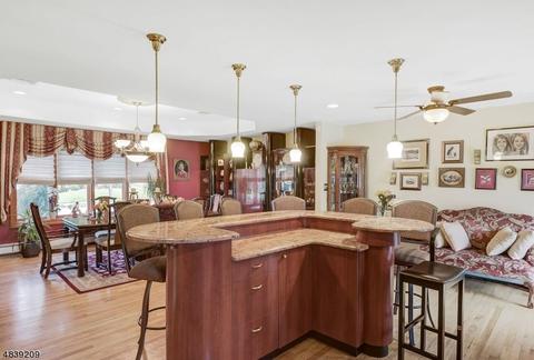 20 Gail Ct, Springfield, NJ 07081 photo 3