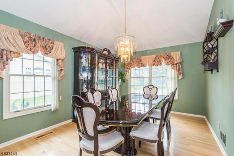 69 Sturbridge Cir, Wayne, NJ 07470 photo 3