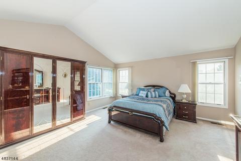 69 Sturbridge Cir, Wayne, NJ 07470 photo 12