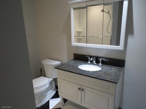 5 Clearwater Dr, Wayne, NJ 07470 photo 14