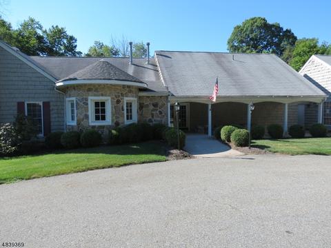 5 Clearwater Dr, Wayne, NJ 07470 photo 18