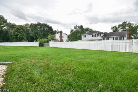 16 Williamsburg Ct, Wayne, NJ 07470 photo 18