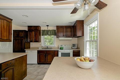 60 Beech Ave, Berkeley Heights, NJ 07922 photo 8