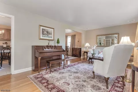 59 Ridge Rd, Nutley, NJ 07110 photo 5