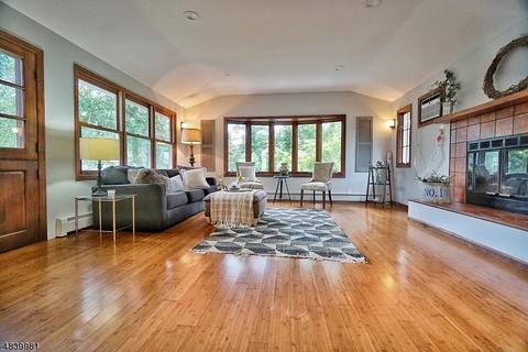 175 Lawrence Ave, North Plainfield, NJ 07063 photo 6