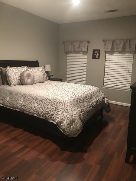 504 Brittany Dr, Wayne, NJ 07470 photo 4