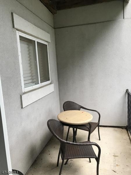 504 Brittany Dr, Wayne, NJ 07470 photo 8