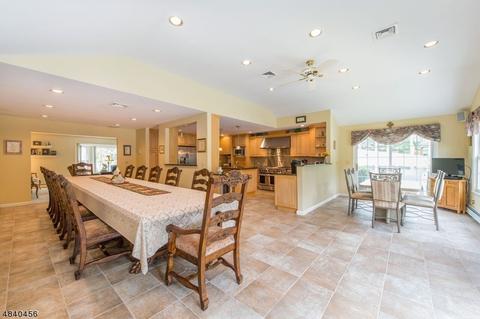 31 Stagg Rd, Wayne, NJ 07470 photo 3