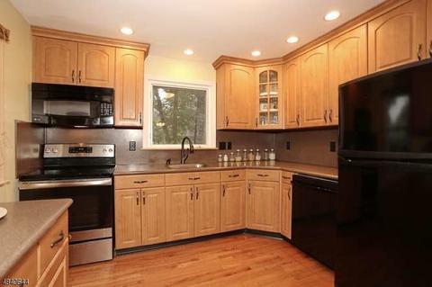 160 Wilson St, Hackensack, NJ 07601 photo 11