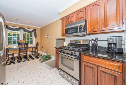 15 Normandy Rd, Montville Twp., NJ 07058 photo 6