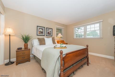 15 Normandy Rd, Montville Twp., NJ 07058 photo 11